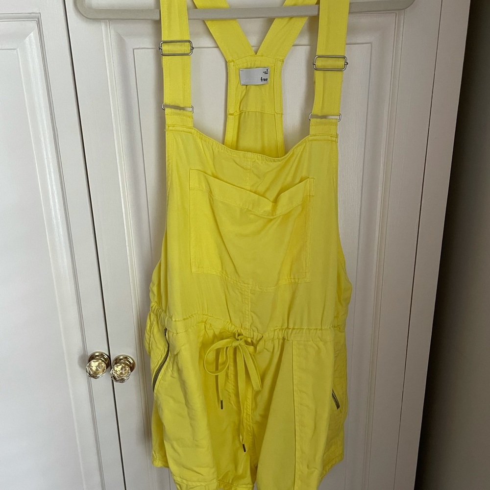 Aritzia Wilfred Yellow Overalls Size Medium